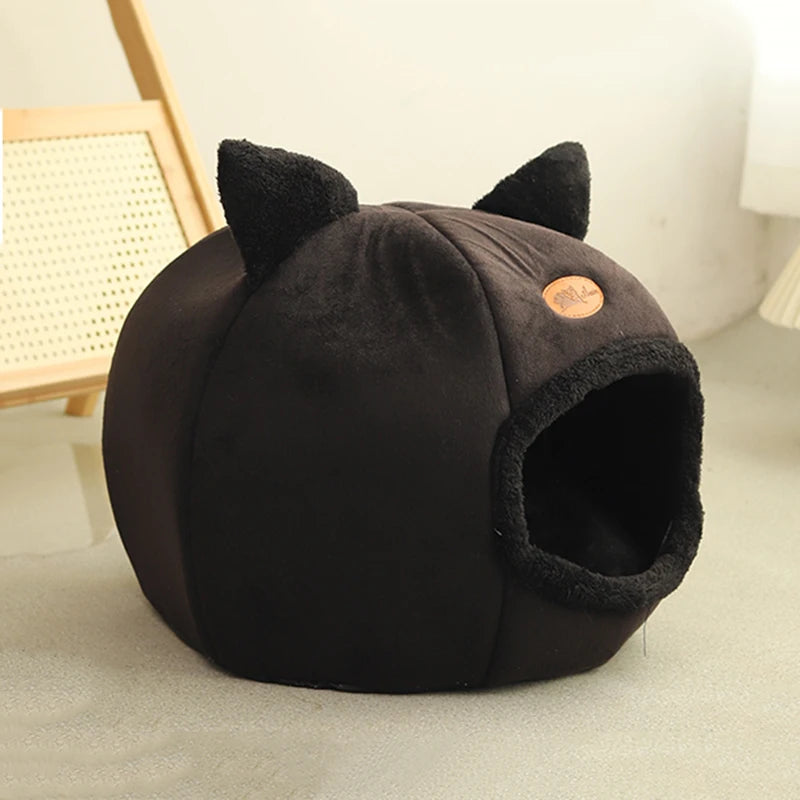 Winter Cozy Cave Pet Bed