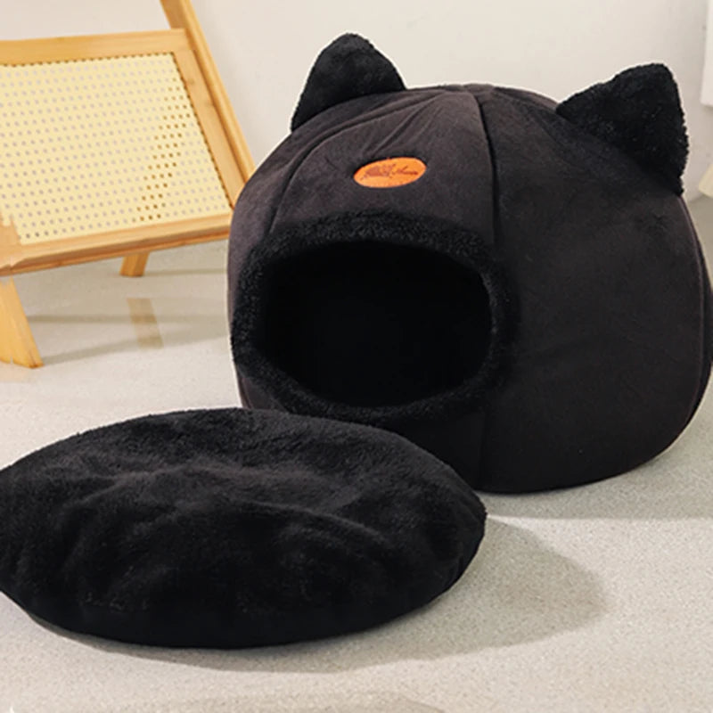 Winter Cozy Cave Pet Bed